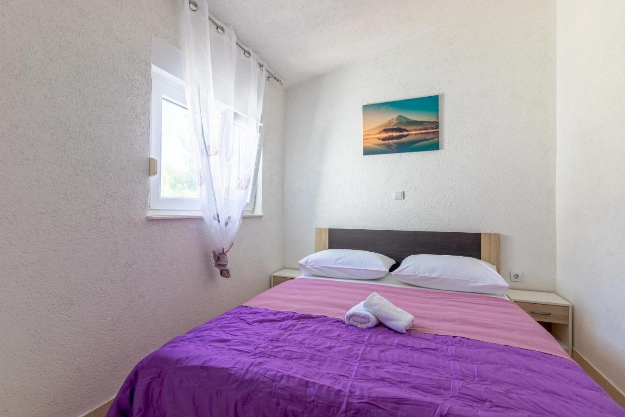 Seaside Secluded Apartments Cove Torac, Hvar - 575 Gdinj Kültér fotó