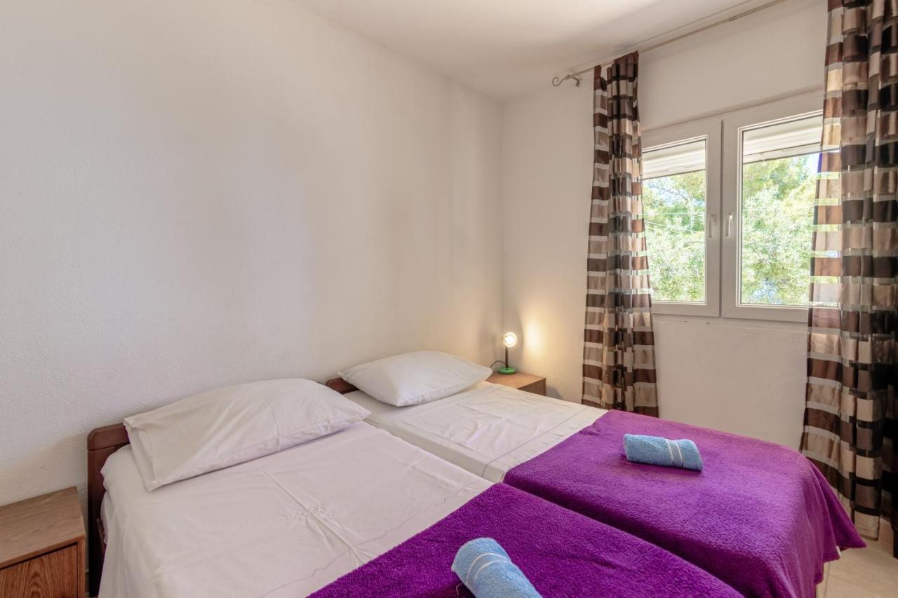 Seaside Secluded Apartments Cove Torac, Hvar - 575 Gdinj Kültér fotó
