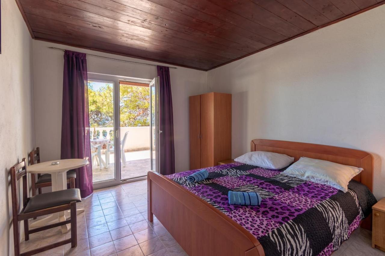 Seaside Secluded Apartments Cove Torac, Hvar - 575 Gdinj Kültér fotó
