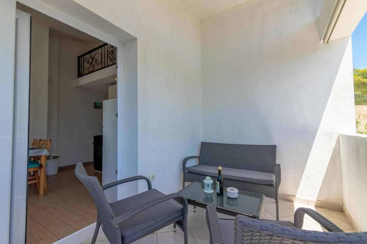 Seaside Secluded Apartments Cove Torac, Hvar - 575 Gdinj Kültér fotó