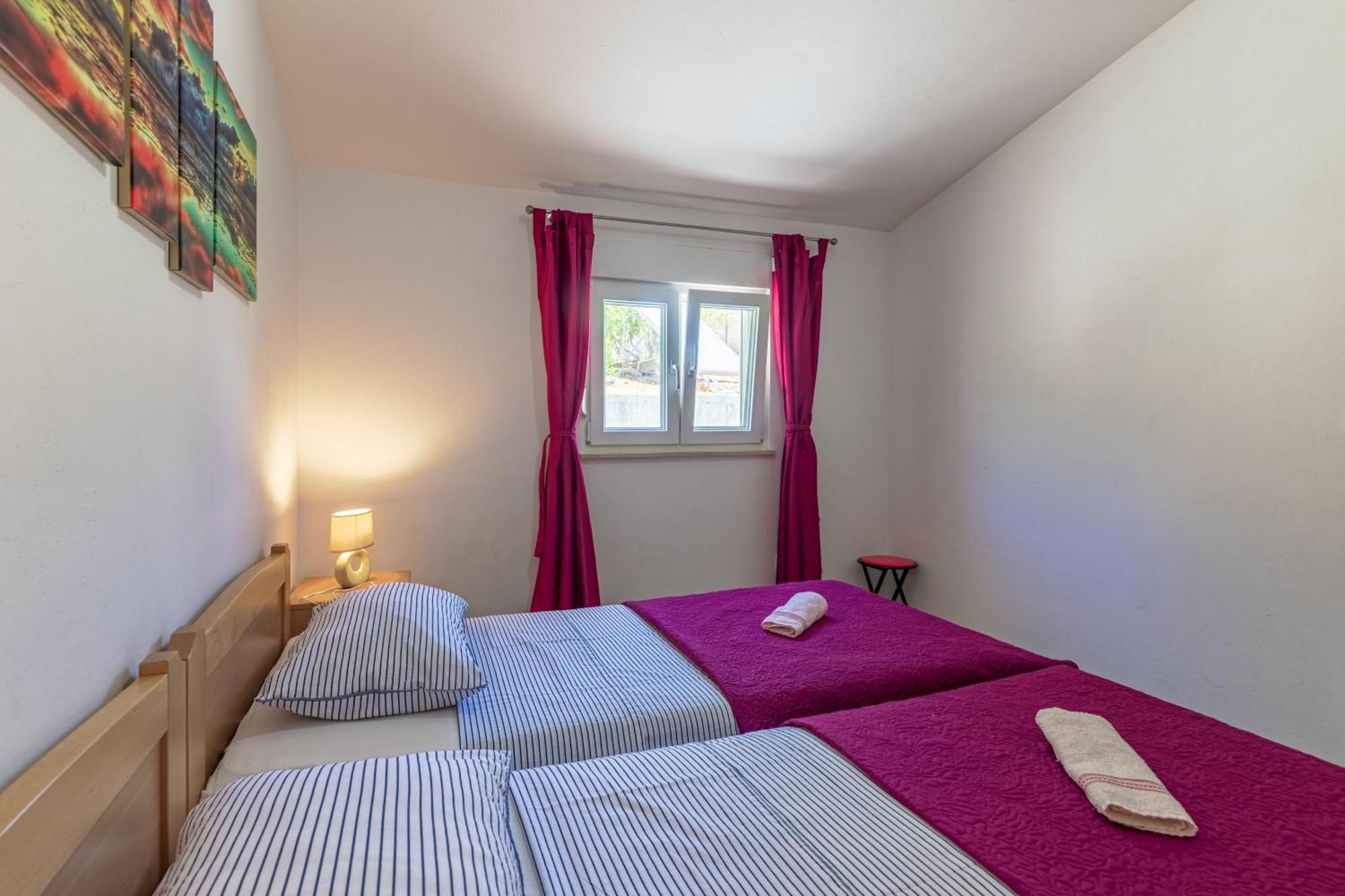 Seaside Secluded Apartments Cove Torac, Hvar - 575 Gdinj Szoba fotó