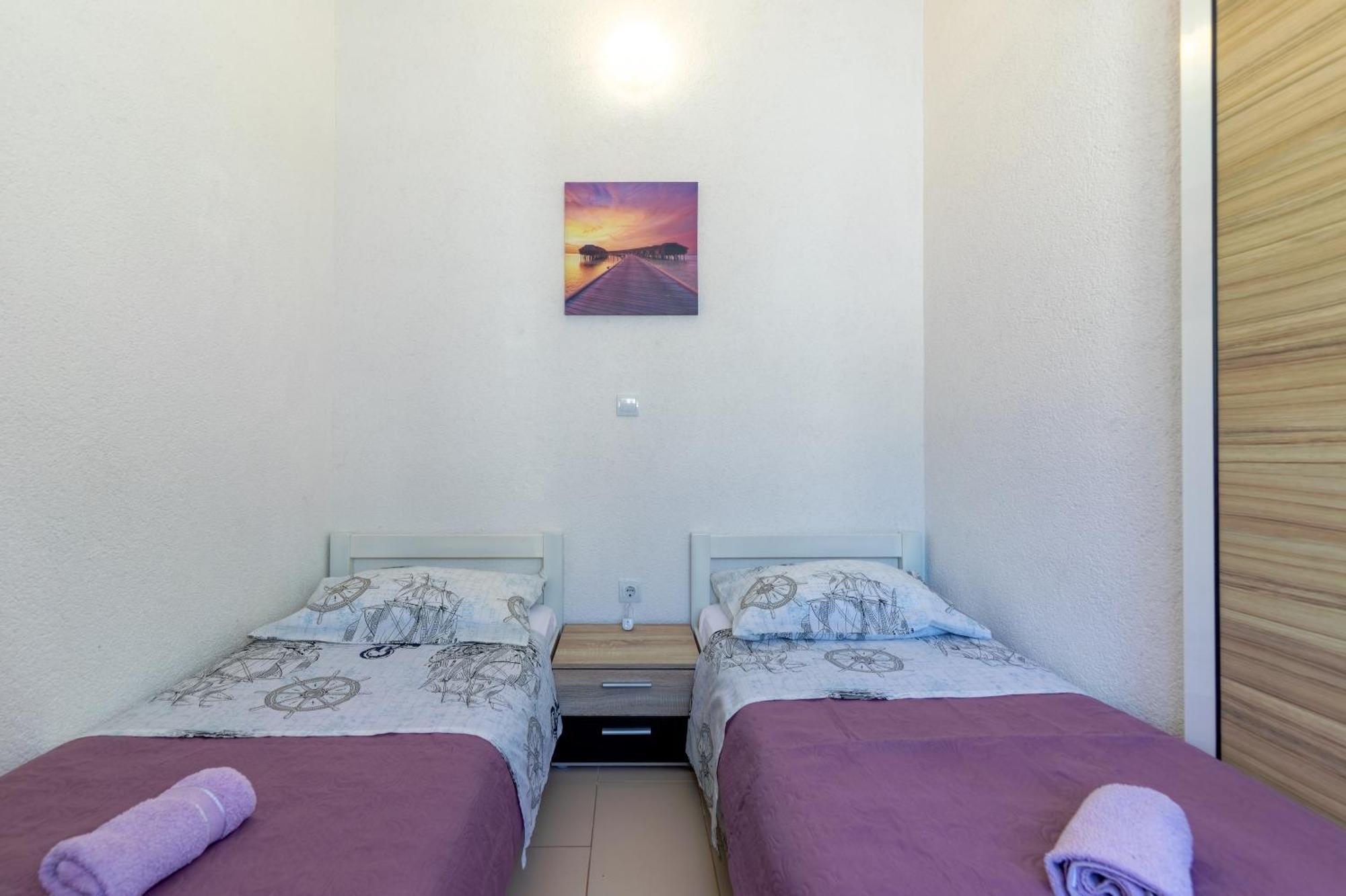 Seaside Secluded Apartments Cove Torac, Hvar - 575 Gdinj Szoba fotó